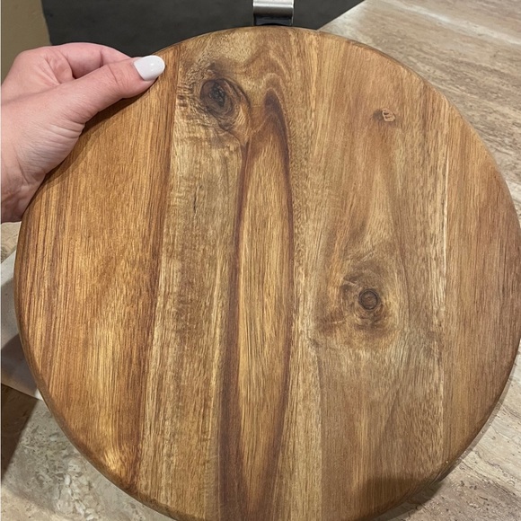 Pampered Chef- Premium Charcuterie cheese board. BRAND NEW!!!! - Picture 3 of 8